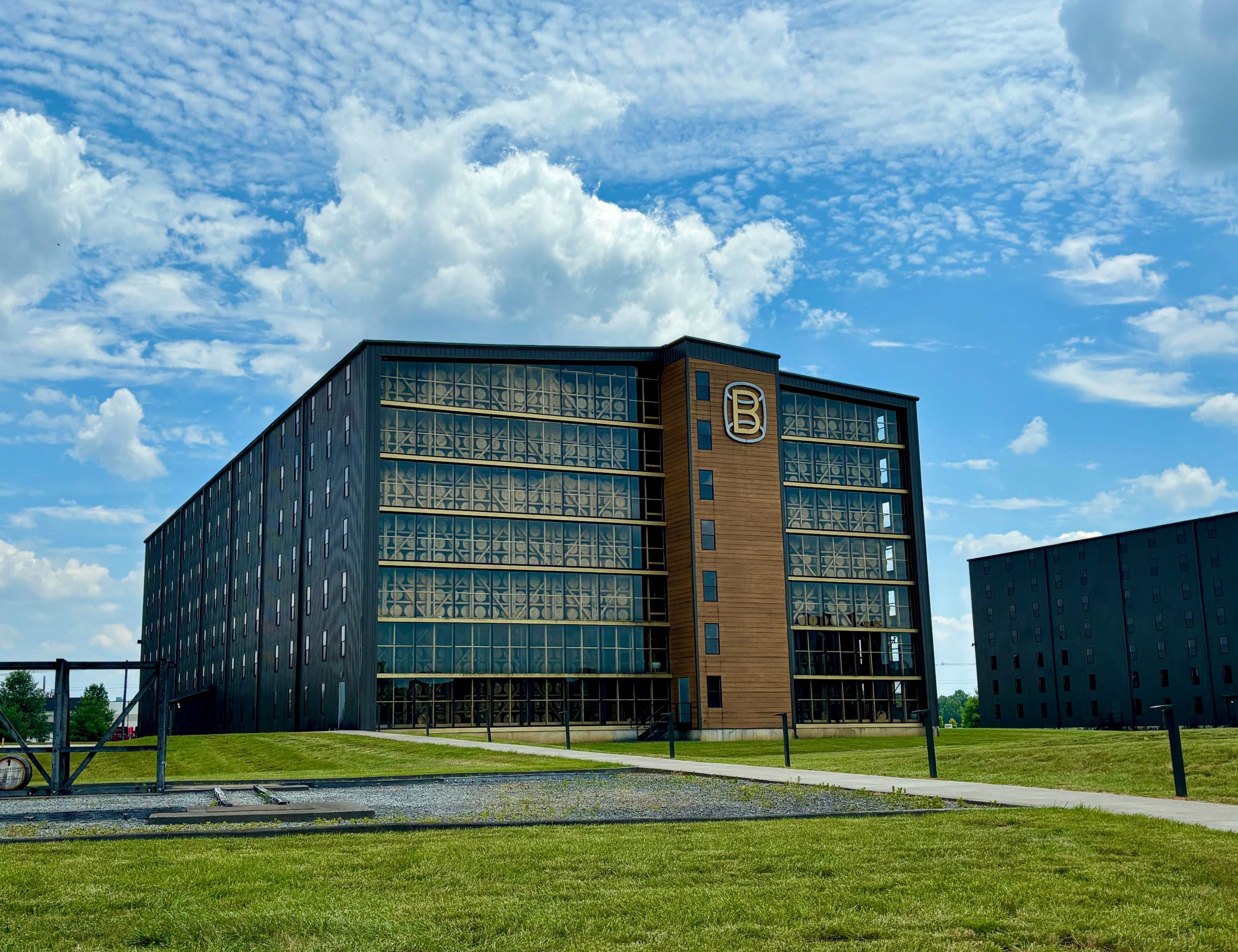 Bardstown distillery building
