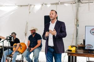 kriech-higdon-photo-Jackson-Purchase-Distillery-CaskX6S0A3297